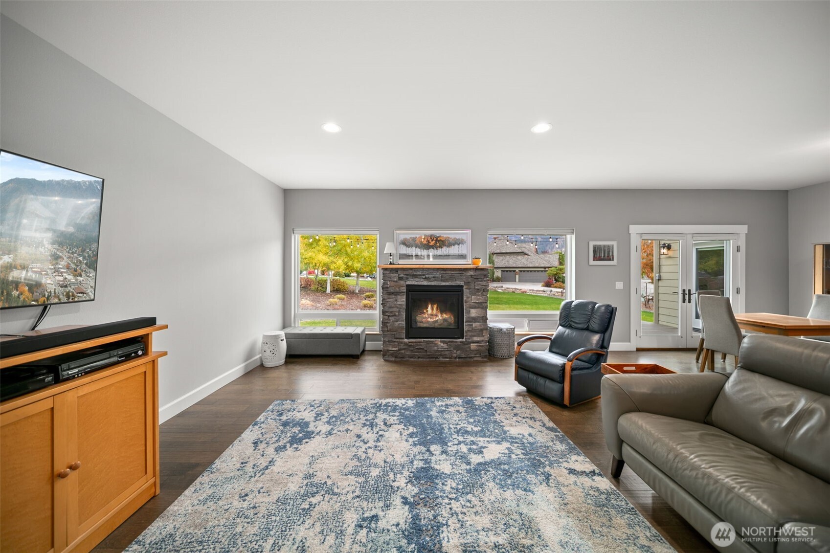 11709 Pear Tree Court Property Photo 11