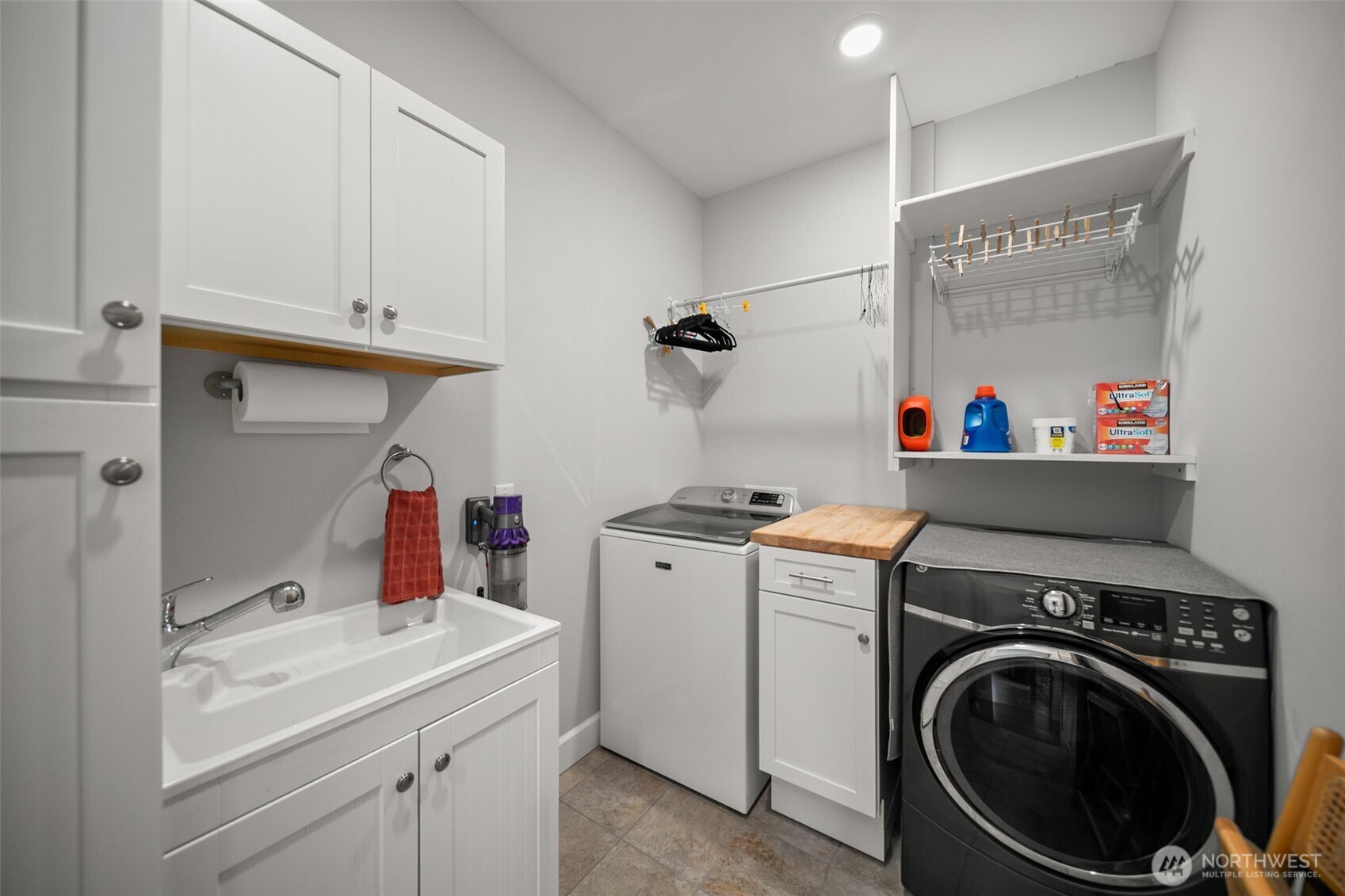 11709 Pear Tree Court Property Photo 18