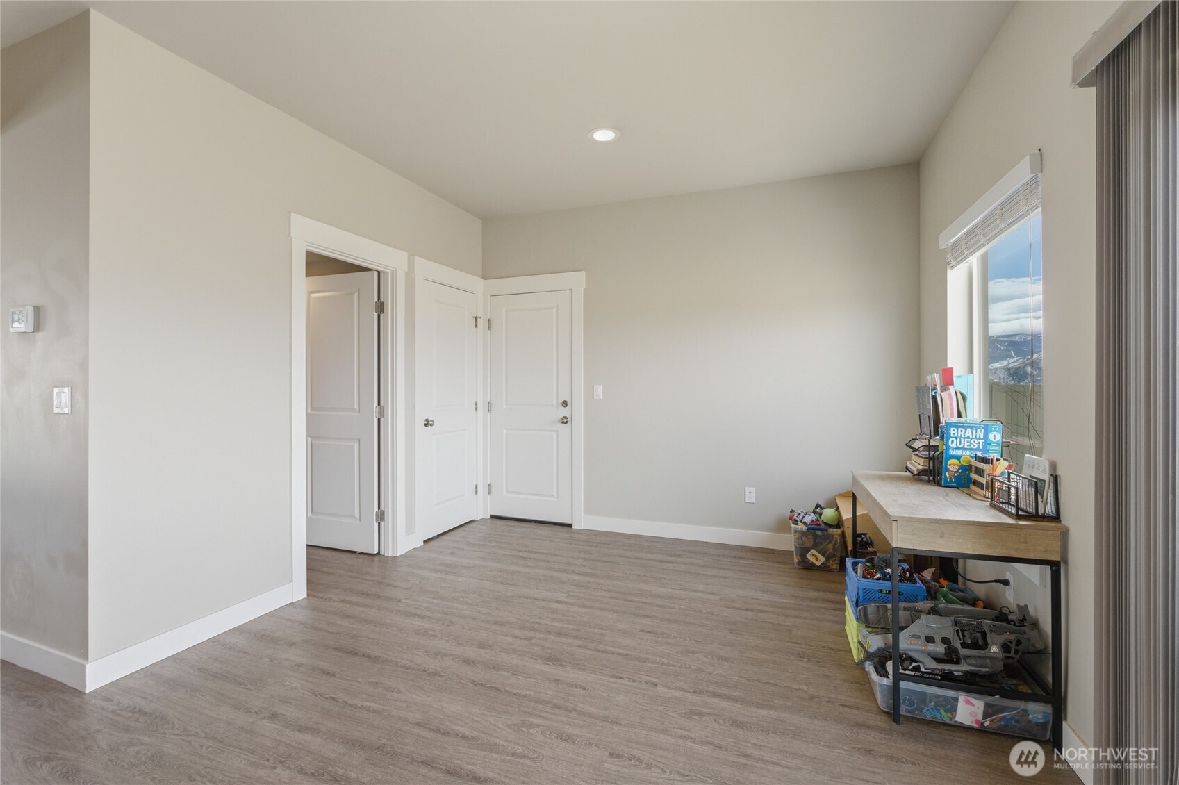2247 S Mystical Loop Property Photo 8