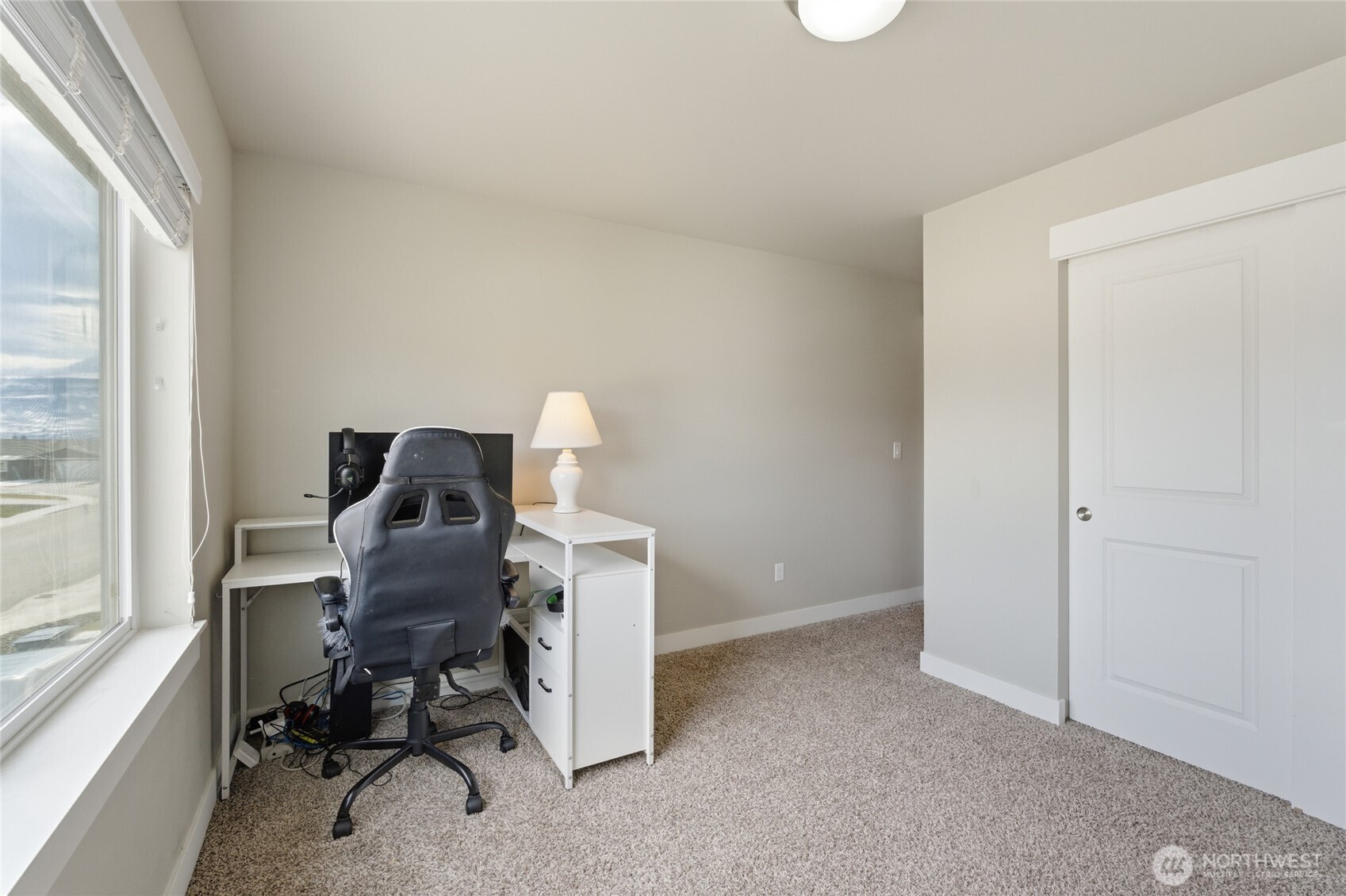 2247 S Mystical Loop Property Photo 14
