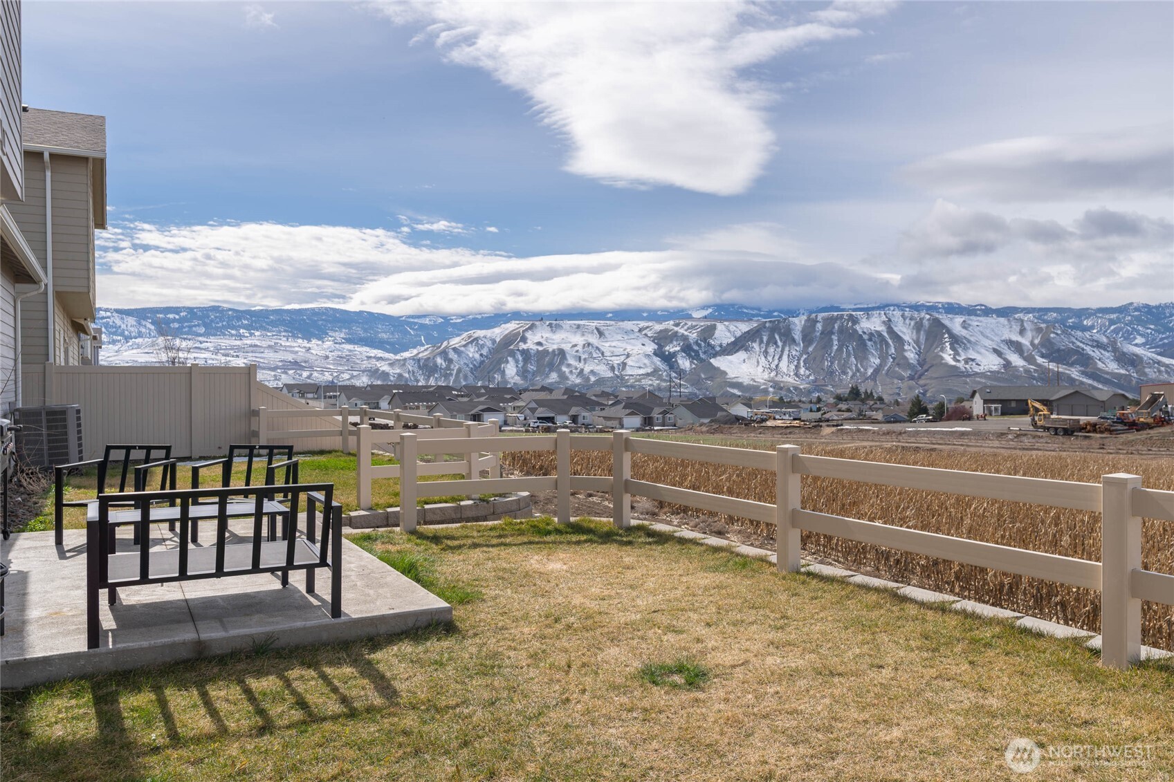 2247 S Mystical Loop Property Photo 22