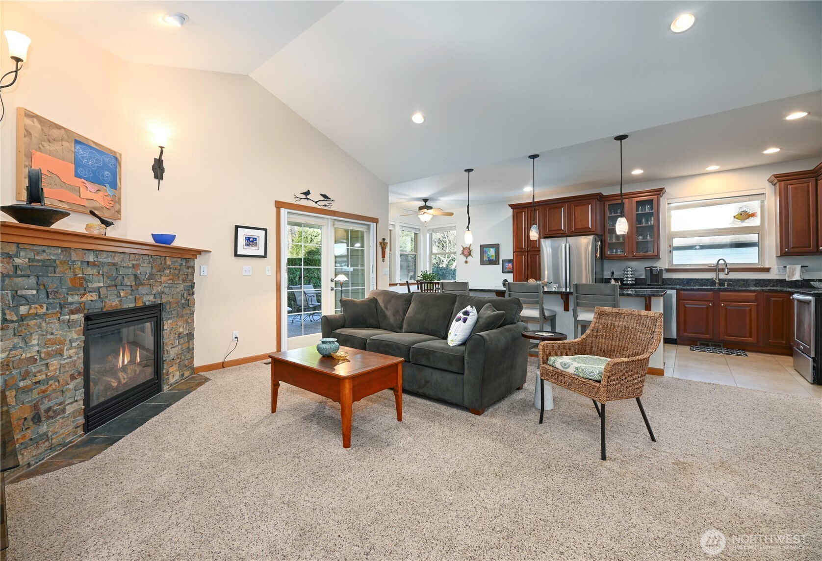 965 Chestnut Loop Property Photo 16