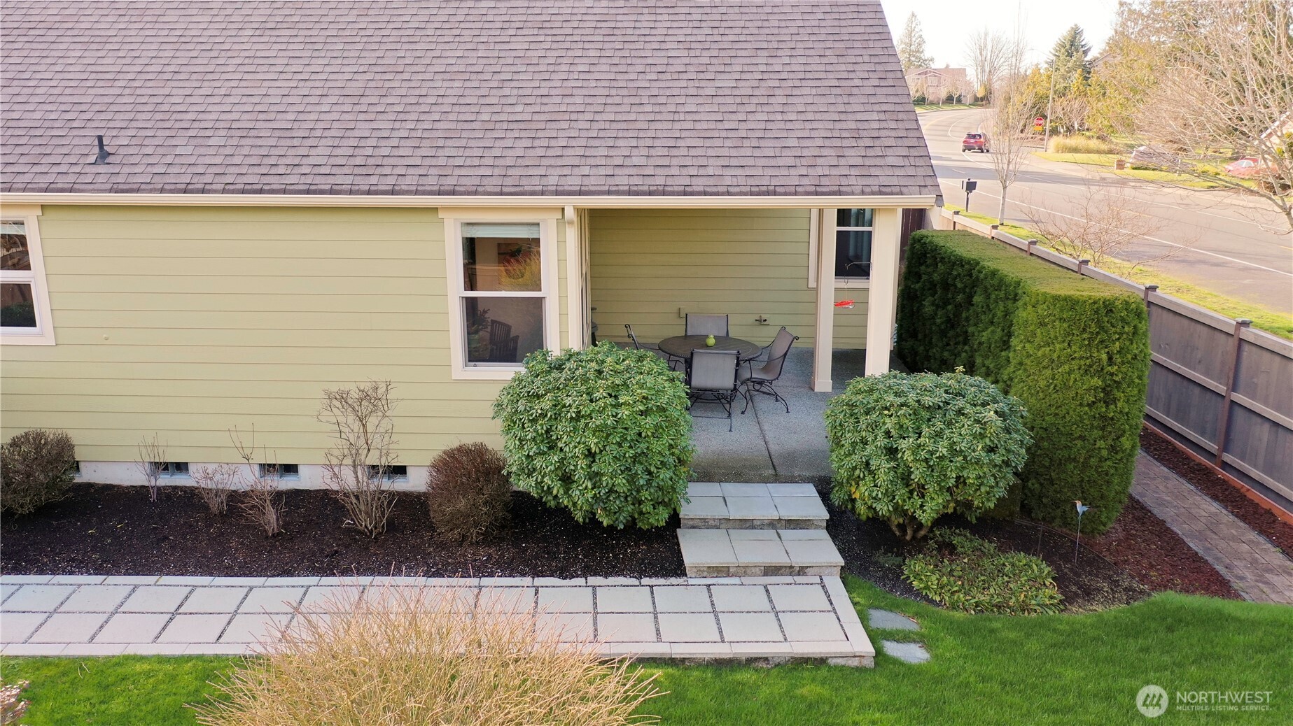 965 Chestnut Loop Property Photo 30