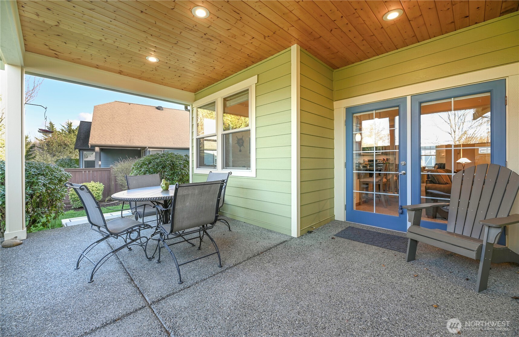 965 Chestnut Loop Property Photo 32