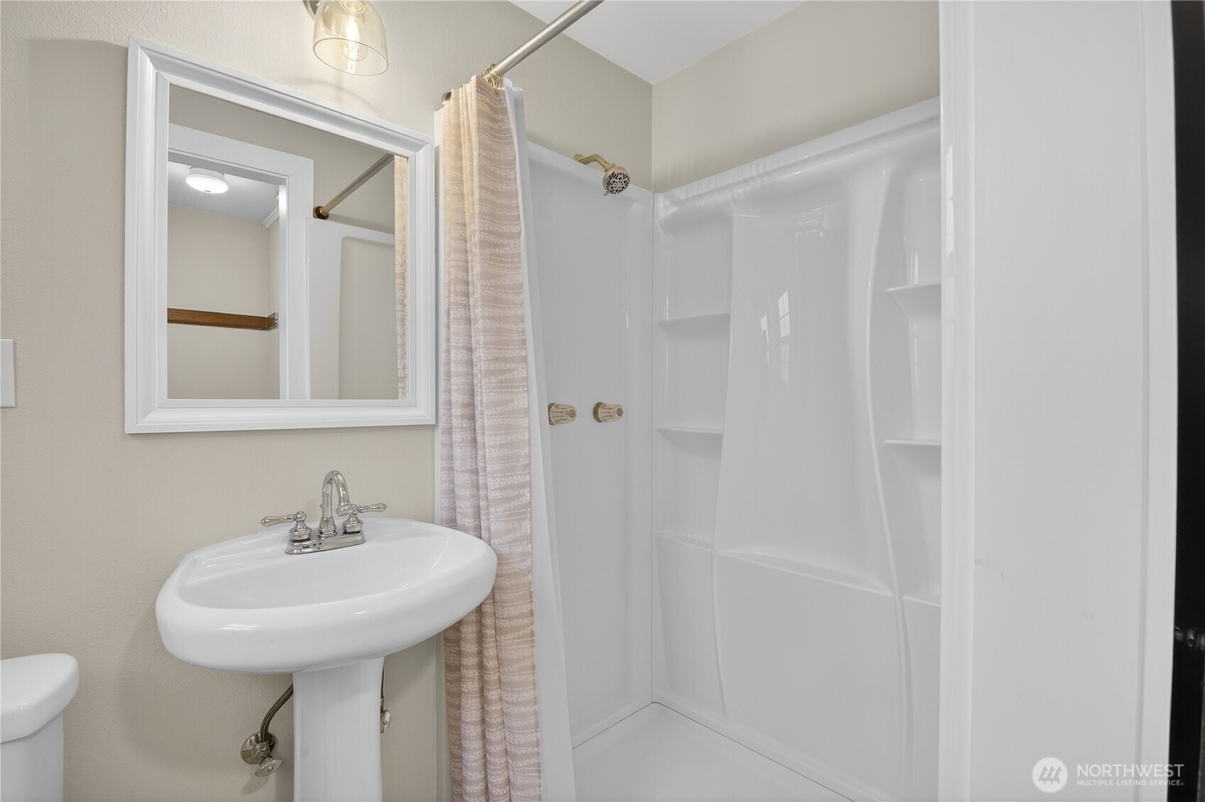 7870 Green Lake Drive 10 Property Photo 15