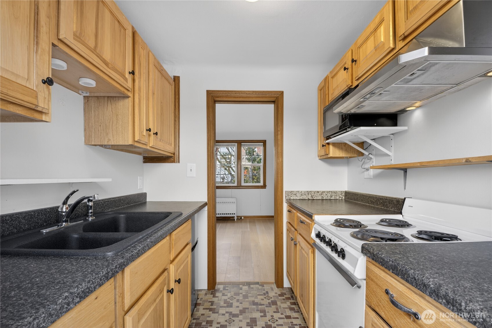 7870 Green Lake Drive 10 Property Photo 17