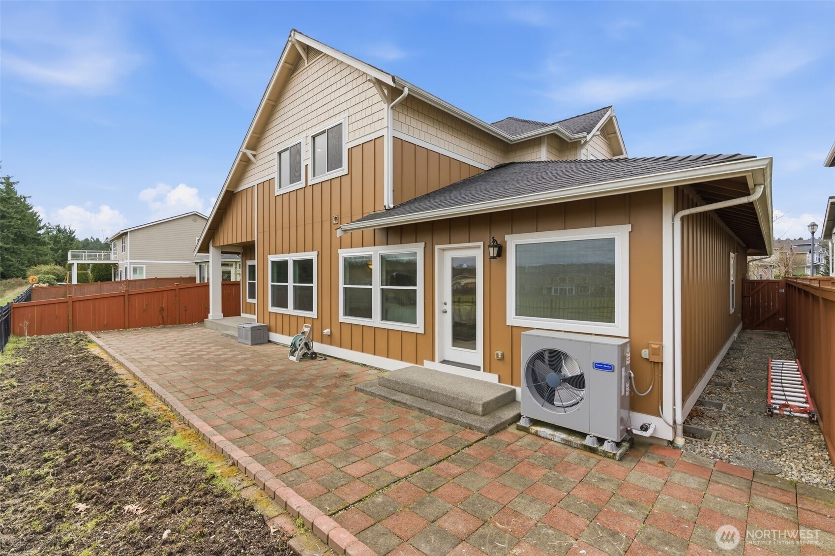 4320 Cashmere Drive Property Photo 4