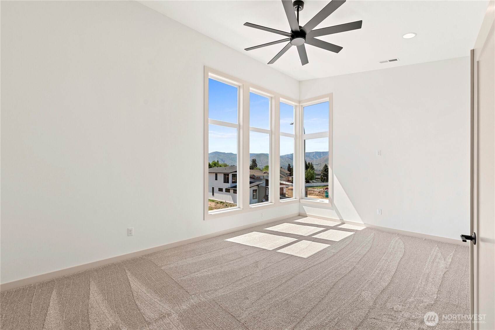 107 Chadwick Street Property Photo 16