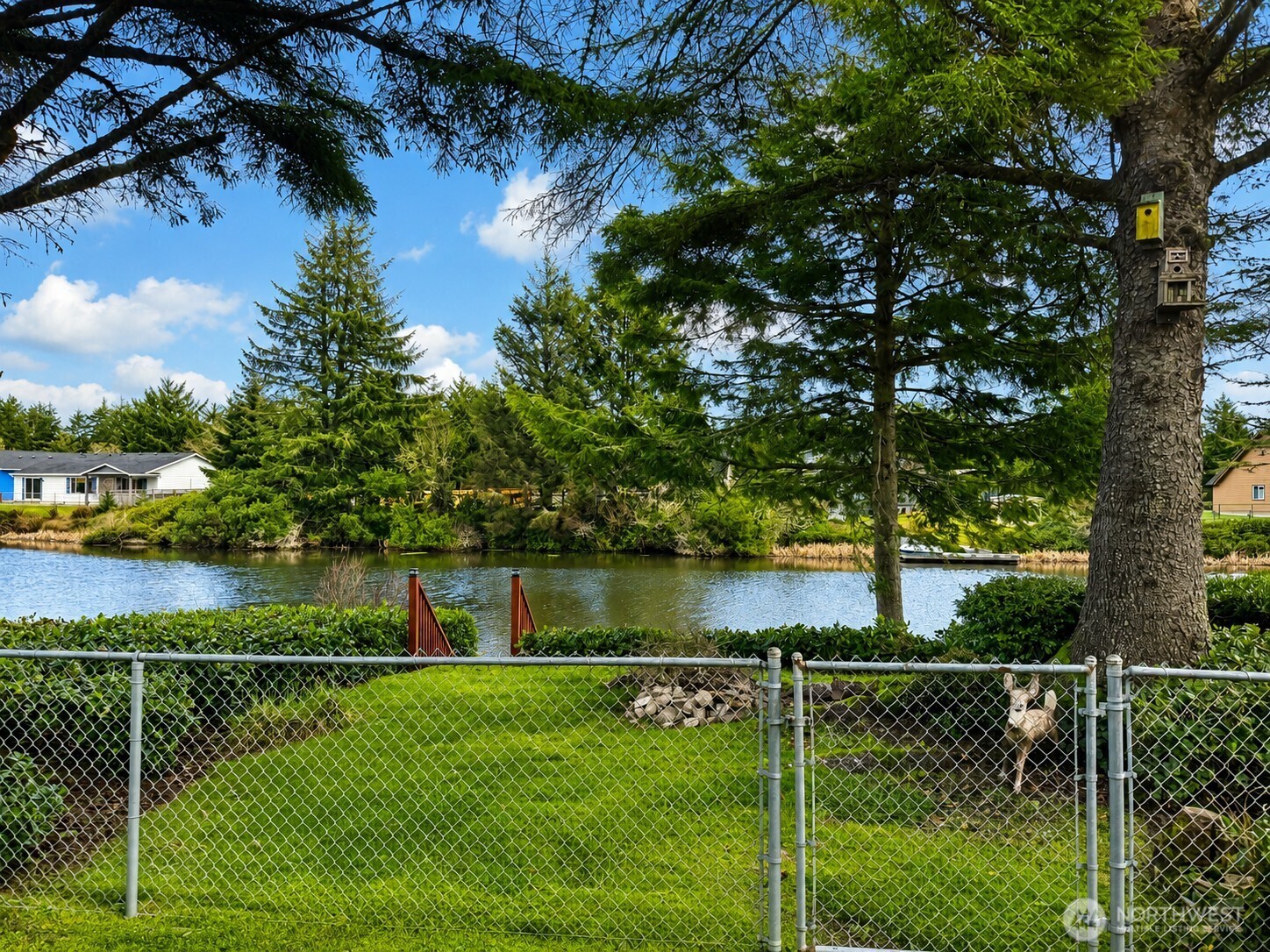 522 Point Brown Avenue Property Photo 3