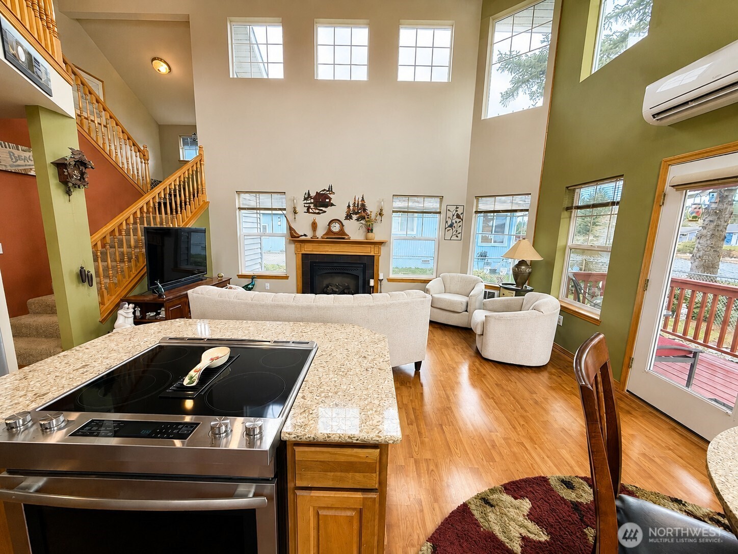 522 Point Brown Avenue Property Photo 8