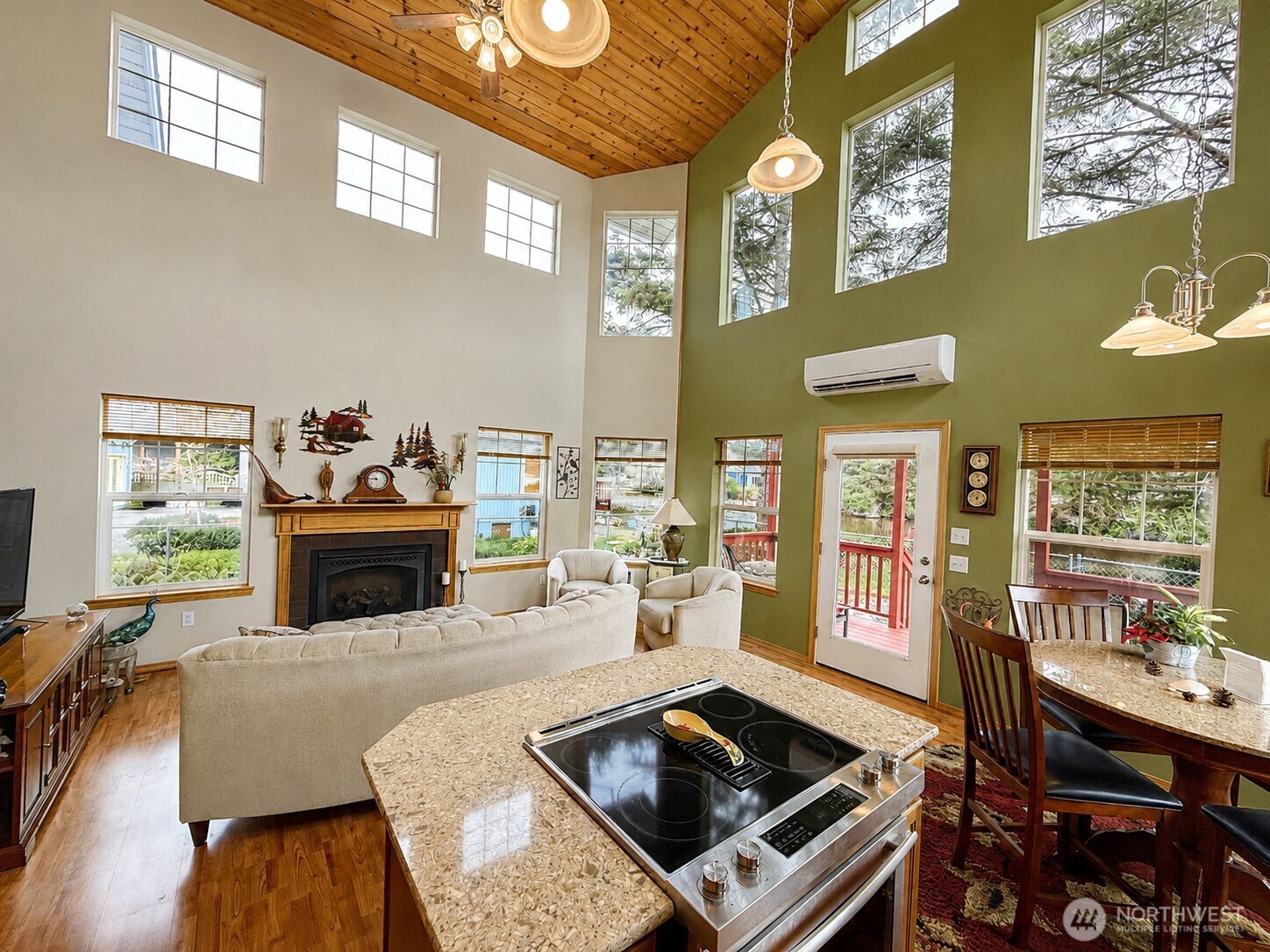 522 Point Brown Avenue Property Photo 10