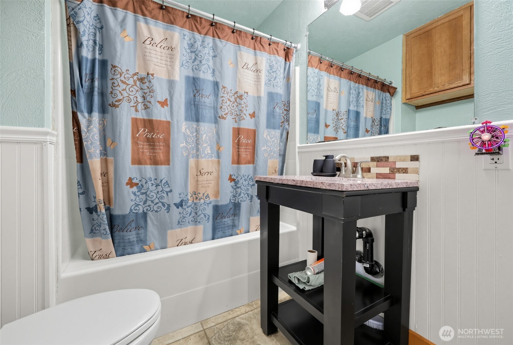 1533 Northcliff Road Property Photo 15
