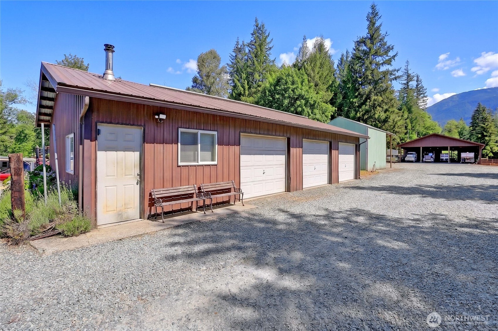 39729 State Route 530 Property Photo 21