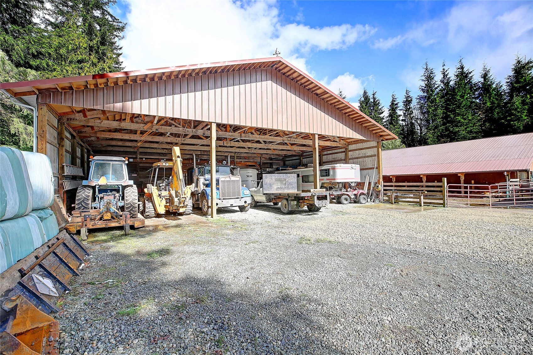 39729 State Route 530 Property Photo 28