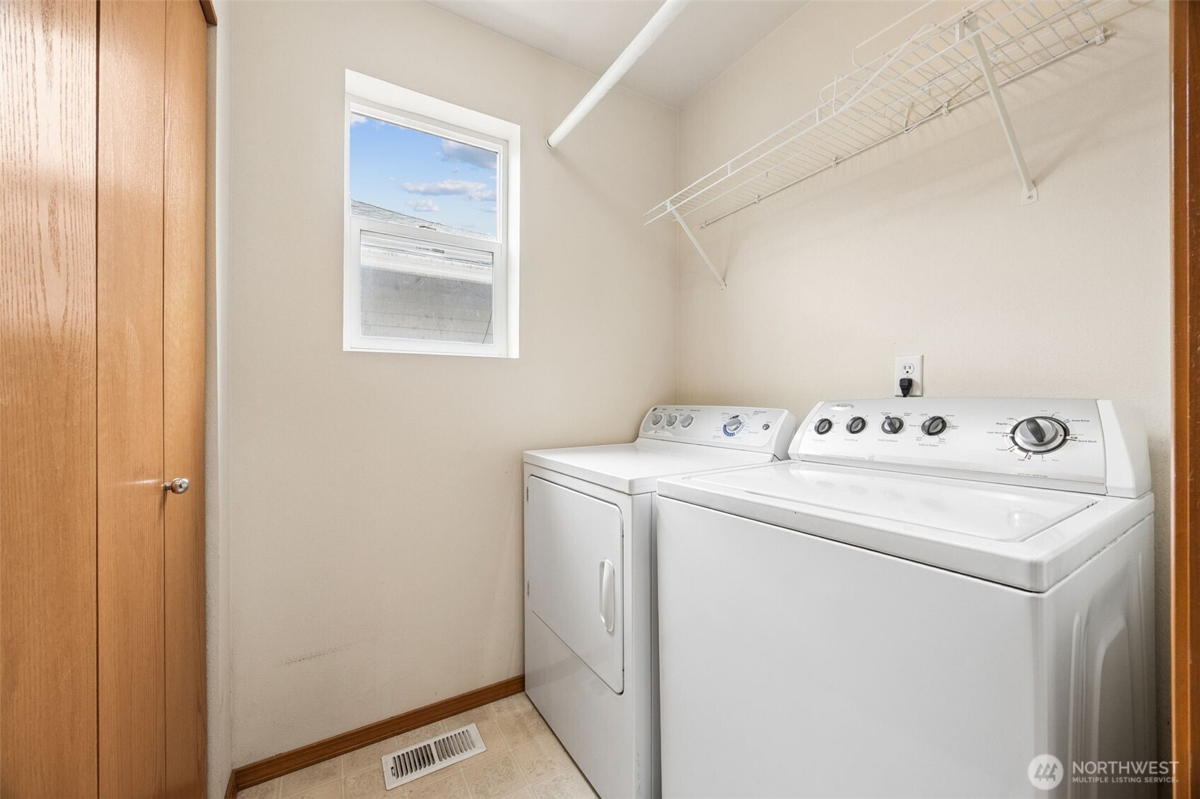 206 Lane Boulevard Property Photo 13