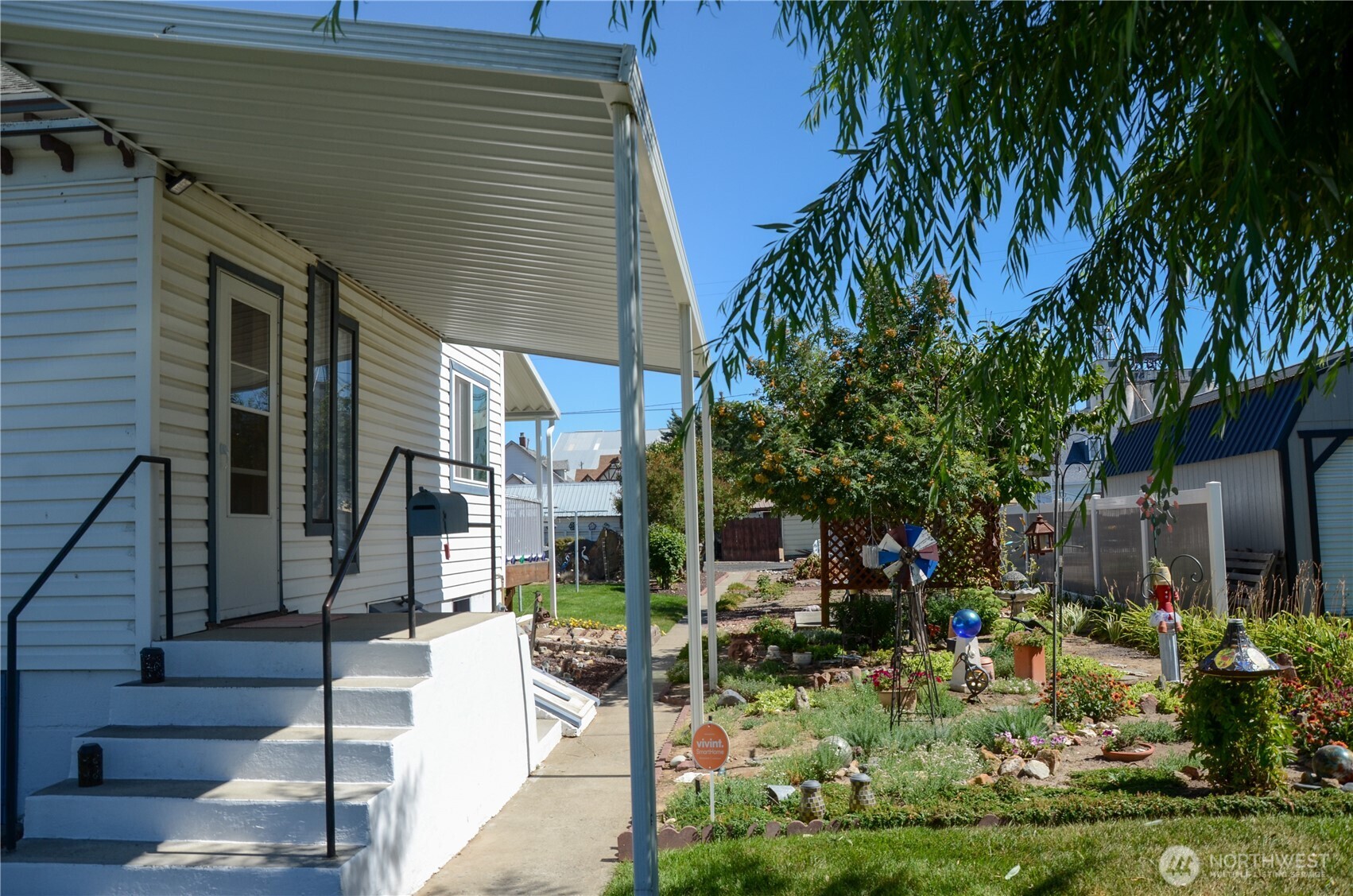 316 E Alder Avenue Property Photo 26