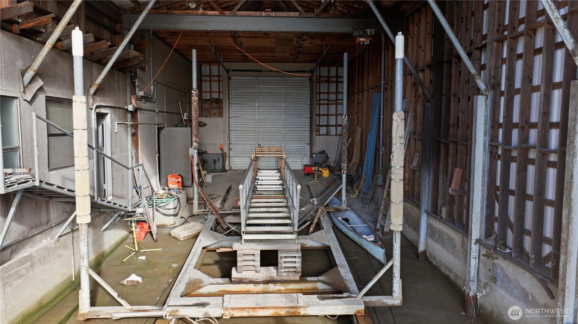 3830 Railway Avenue Property Photo 6