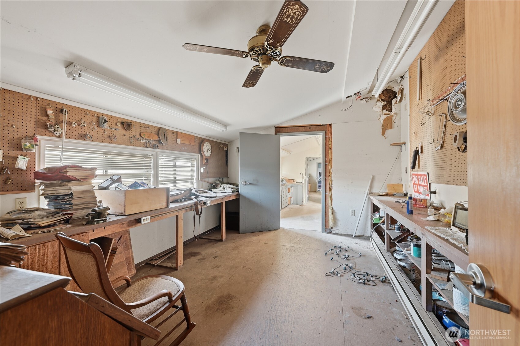 3830 Railway Avenue Property Photo 11
