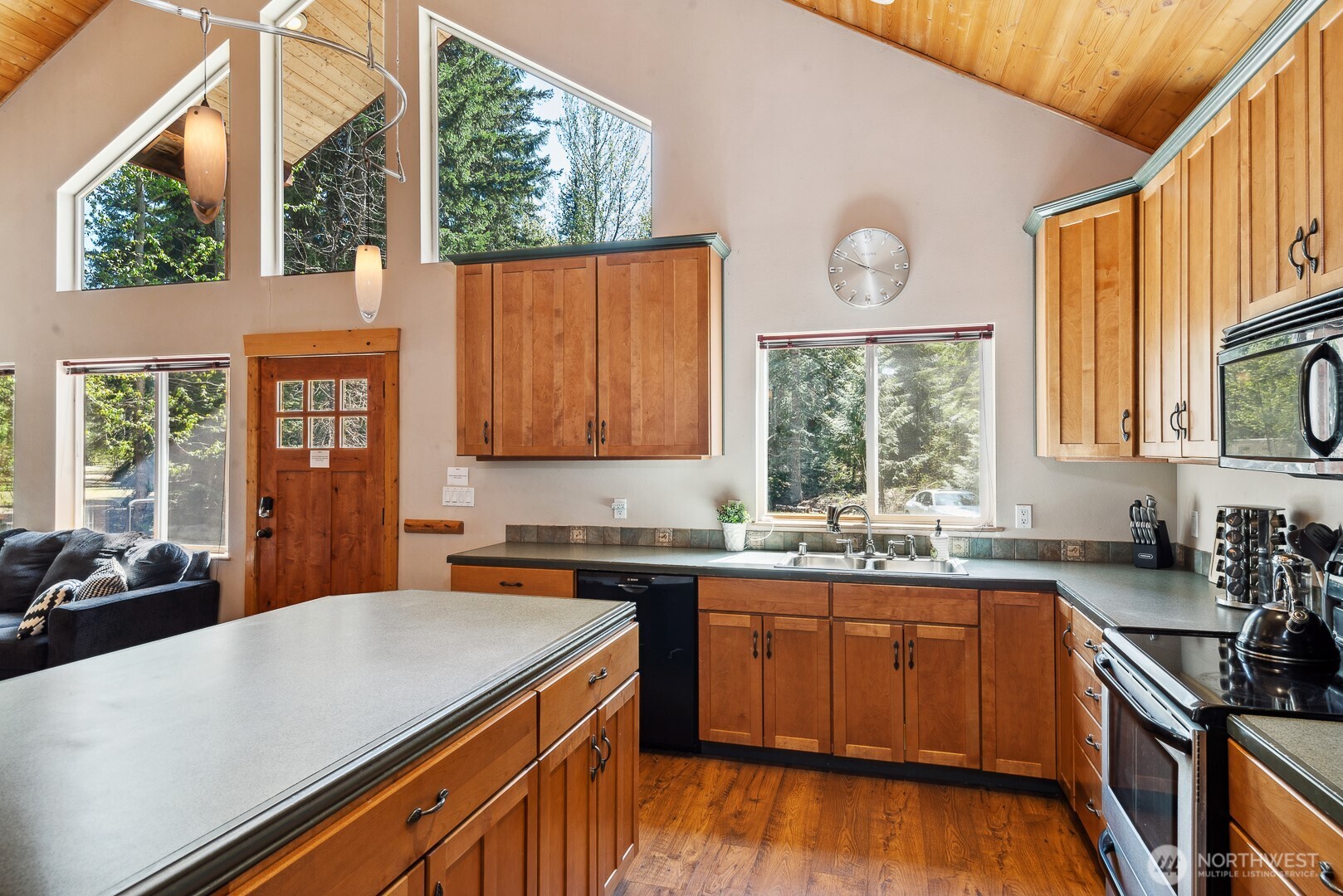 251 Kachess River Road Property Photo 7