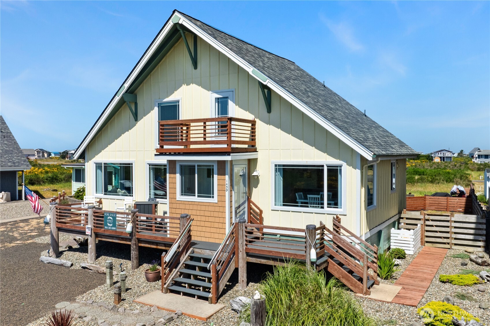 1459 E Ocean Shores Boulevard Property Photo 1