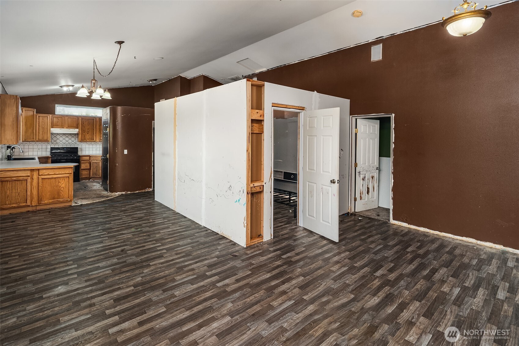 23611 W Ludvick Lake Drive Property Photo 14