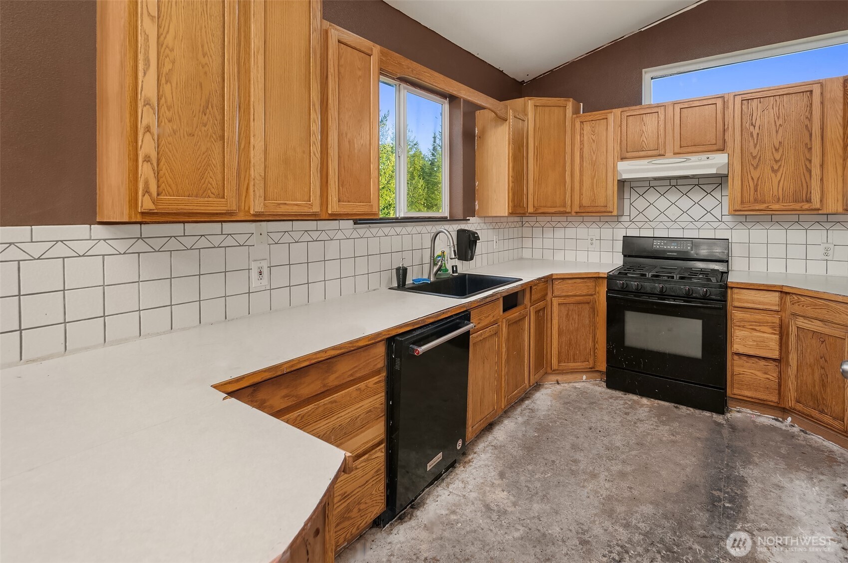 23611 W Ludvick Lake Drive Property Photo 15