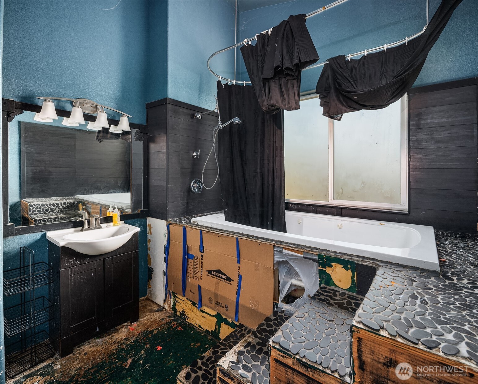 23611 W Ludvick Lake Drive Property Photo 18
