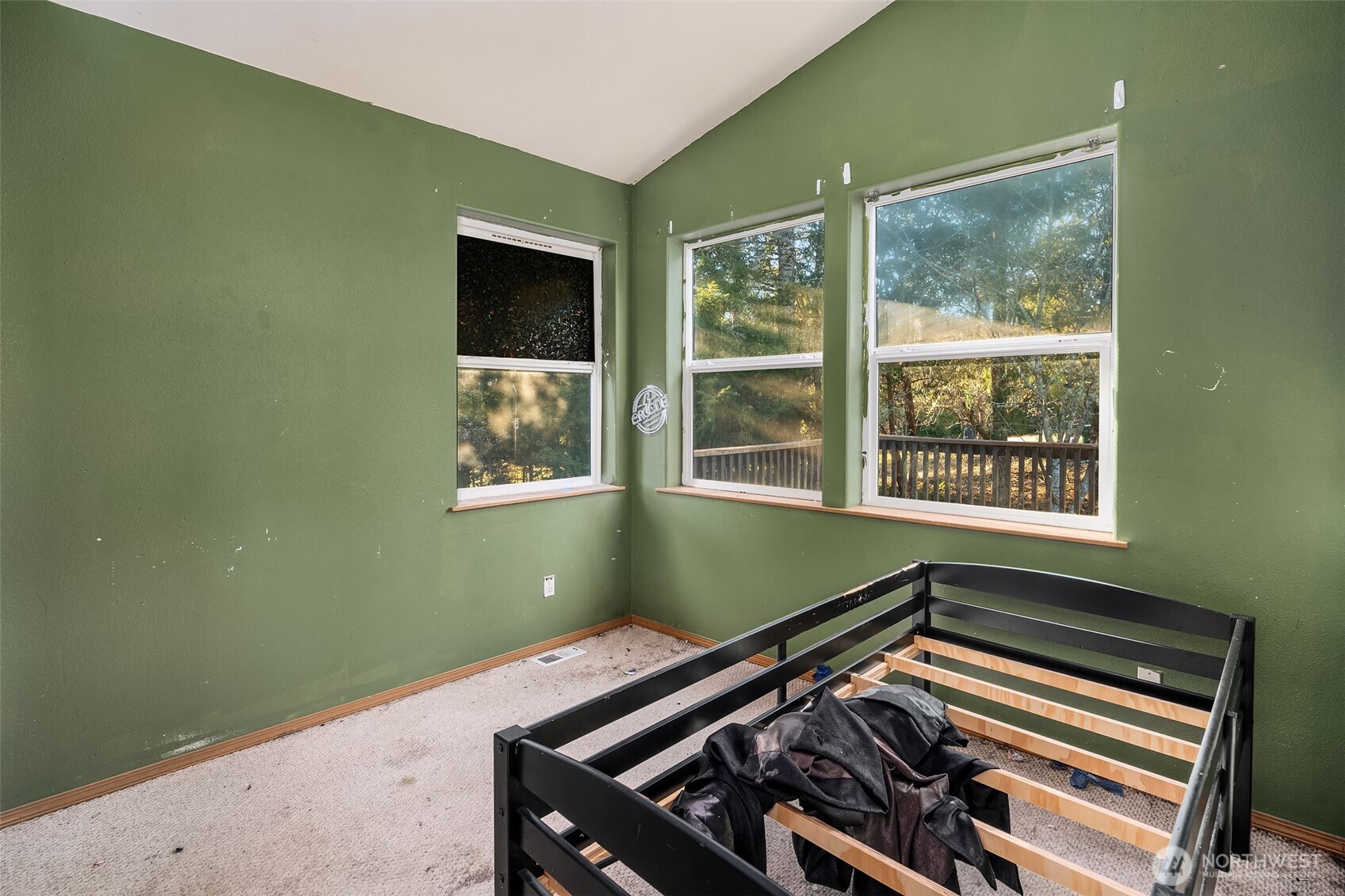 23611 W Ludvick Lake Drive Property Photo 21