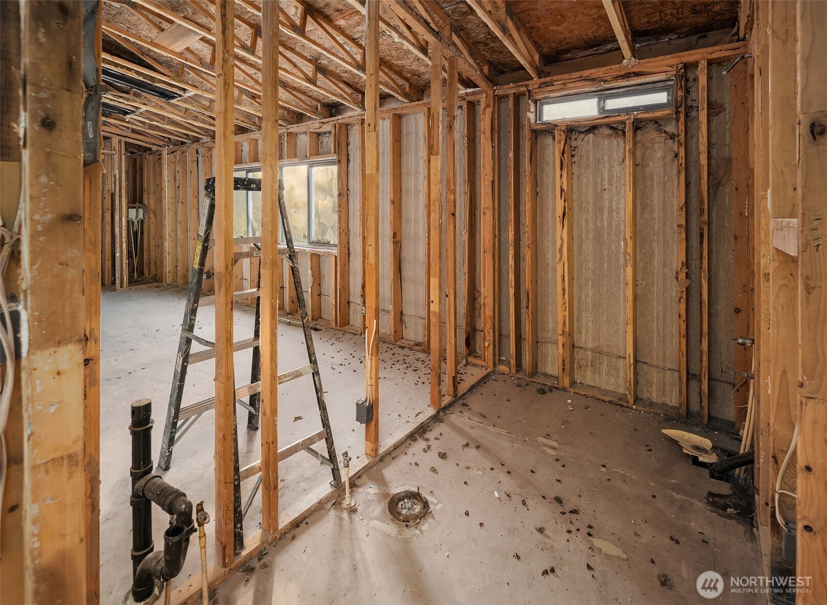 23611 W Ludvick Lake Drive Property Photo 31