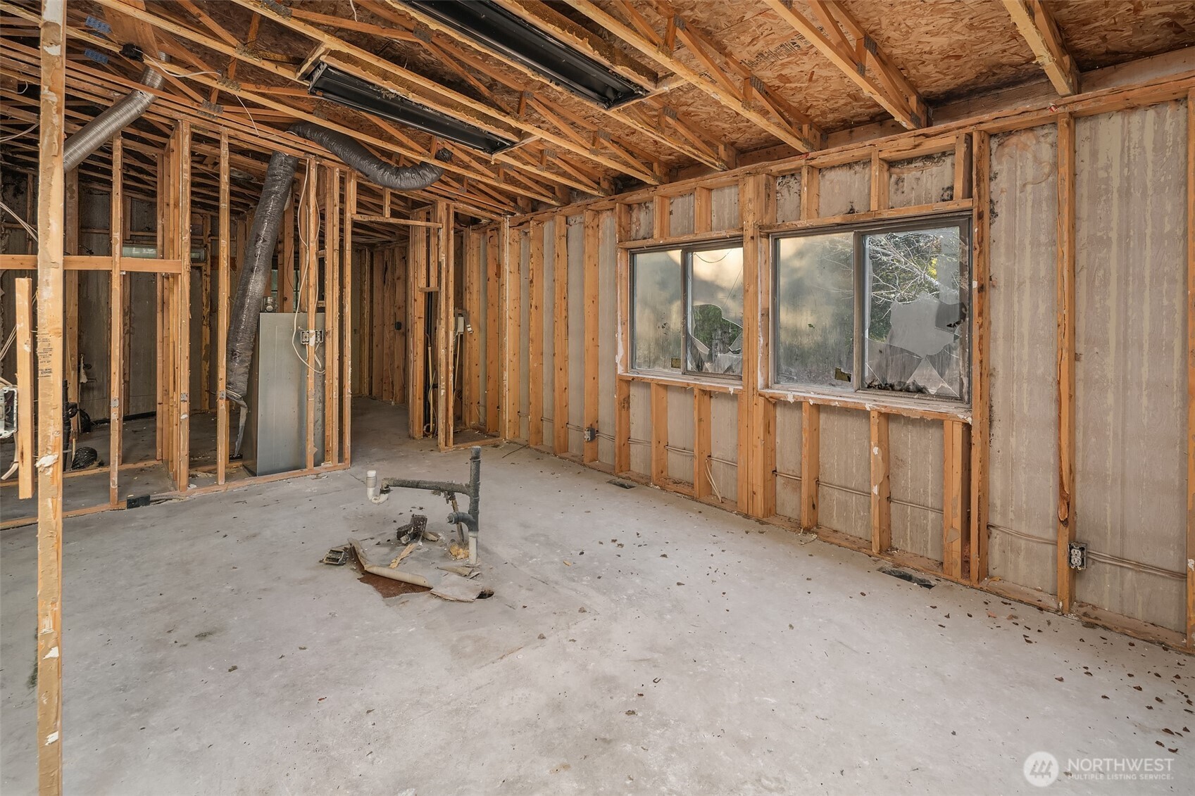 23611 W Ludvick Lake Drive Property Photo 33