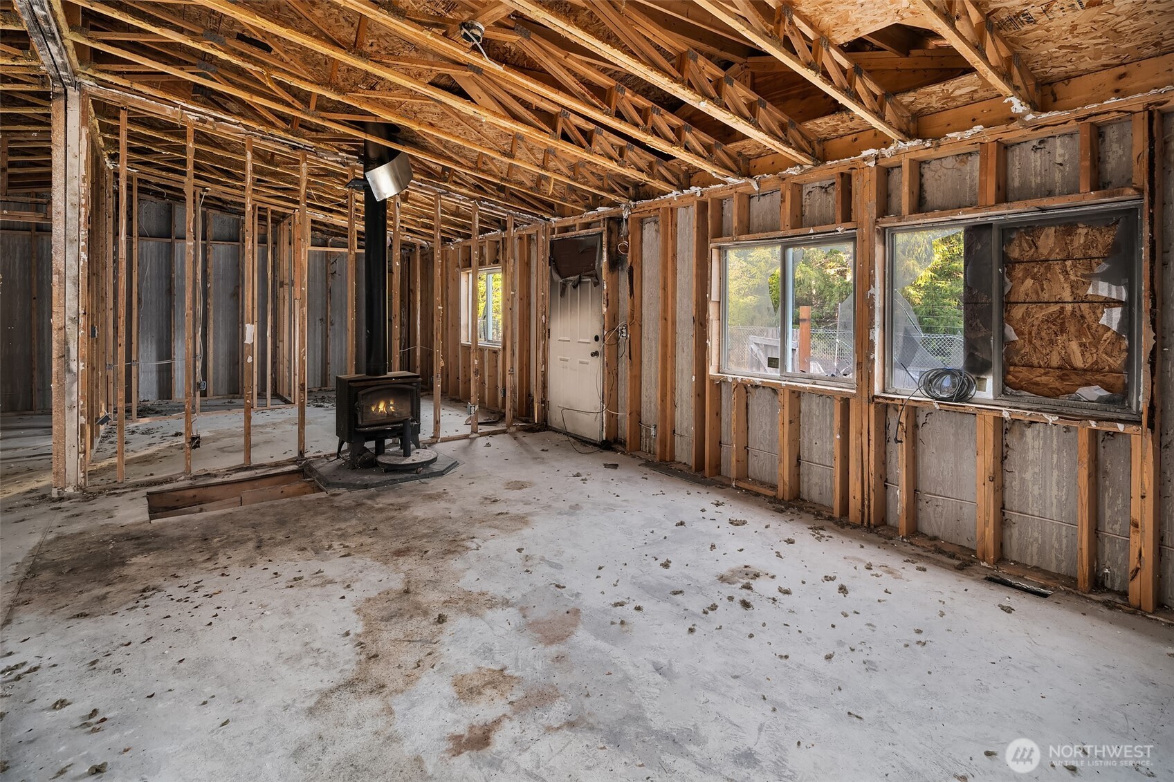 23611 W Ludvick Lake Drive Property Photo 36