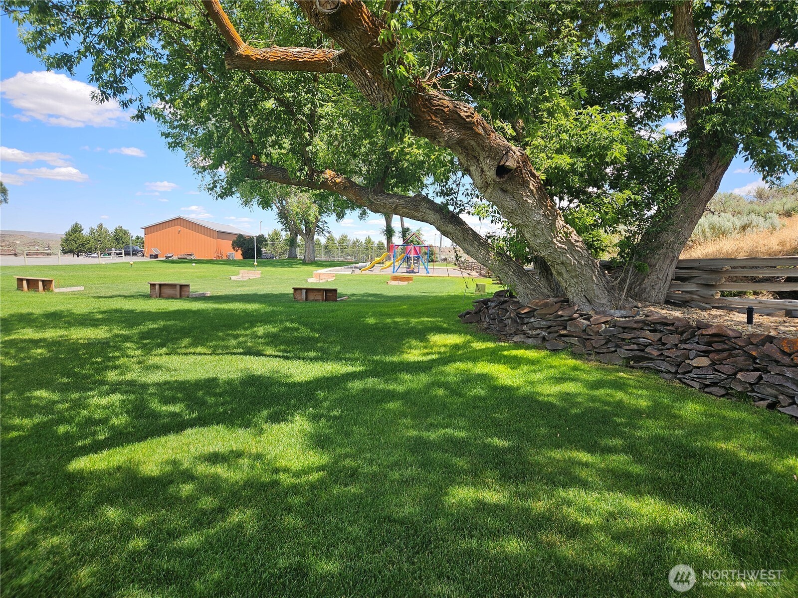 47 Hackamore Dr Property Photo 26