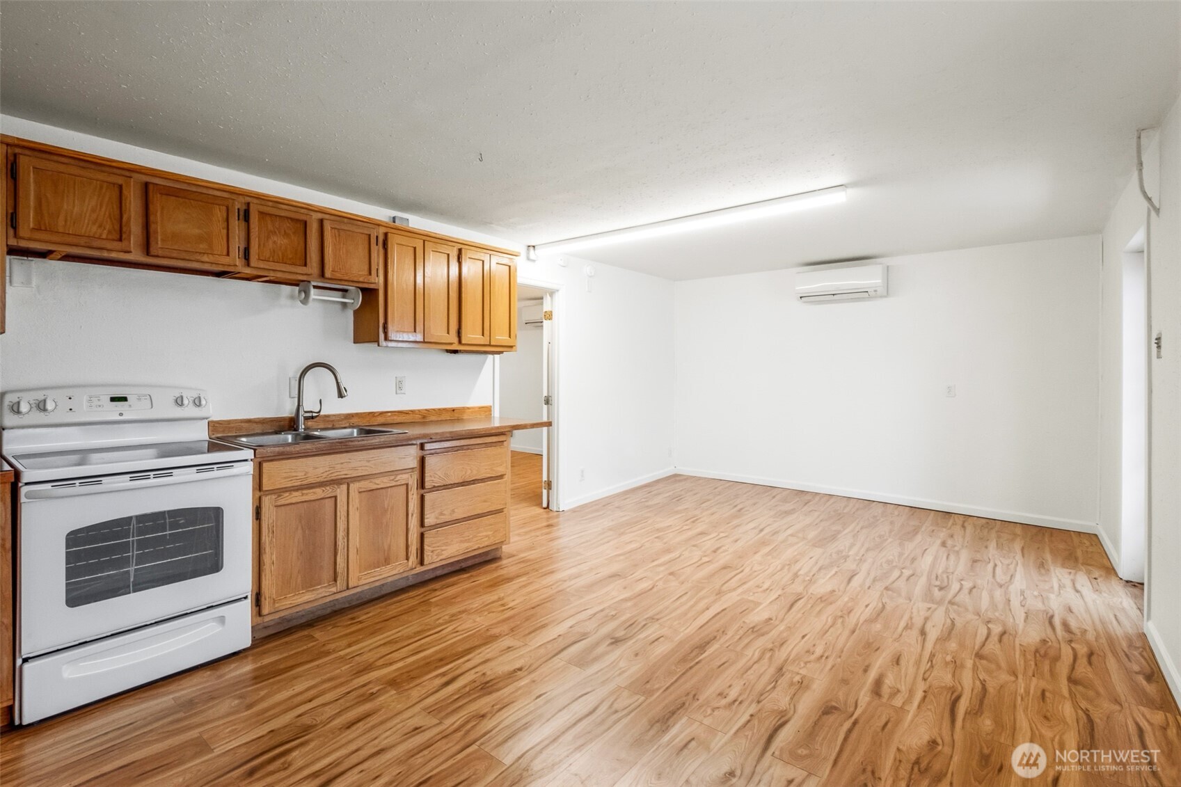 8620 Dryden Frontage Rd A Property Photo 11