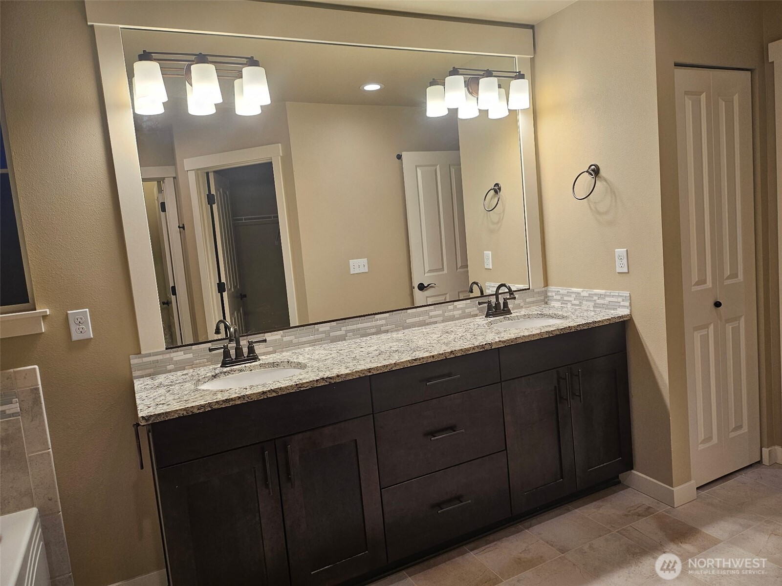 27929 154th Avenue Property Photo 22