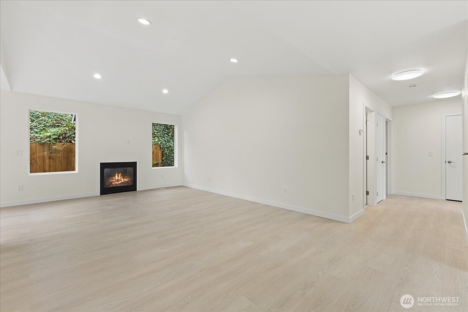 422 E Titus Property Photo 5