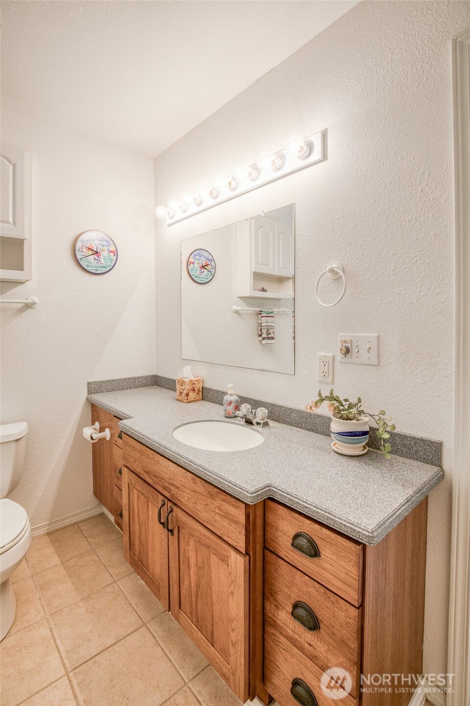 169 Octopus Avenue Property Photo 27