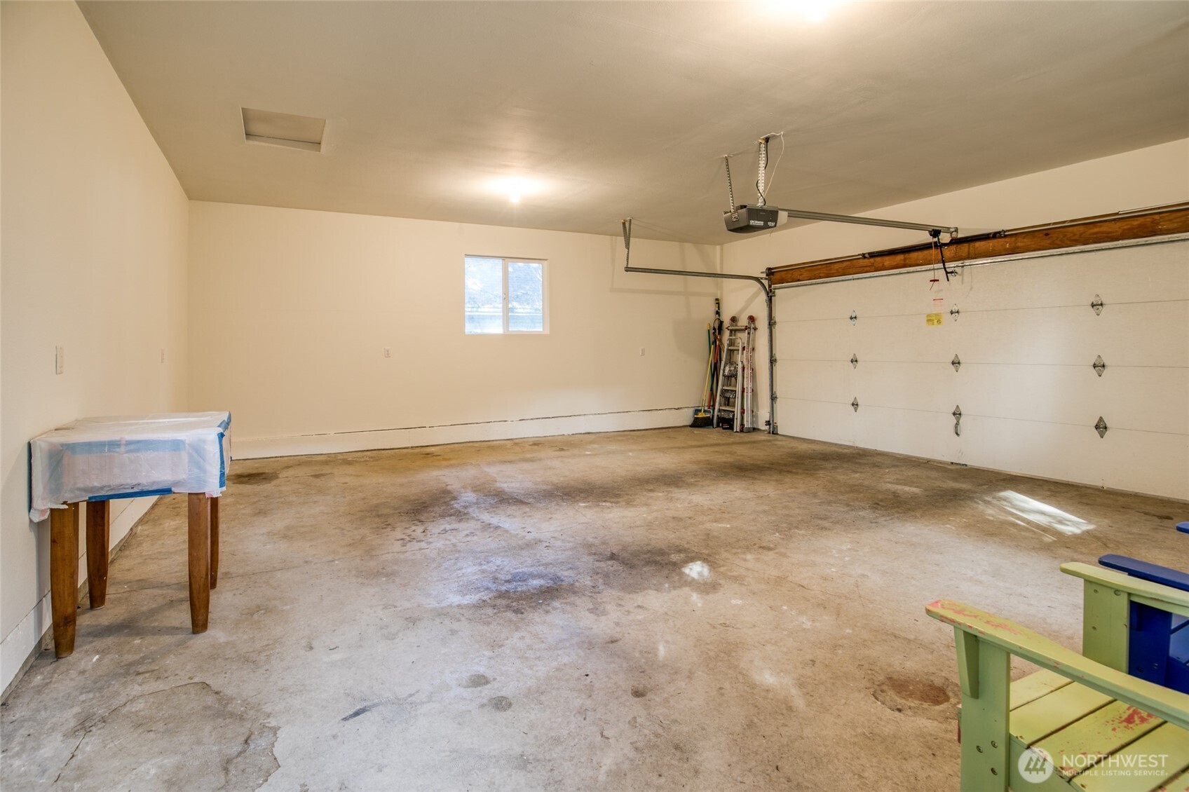 169 Octopus Avenue Property Photo 31
