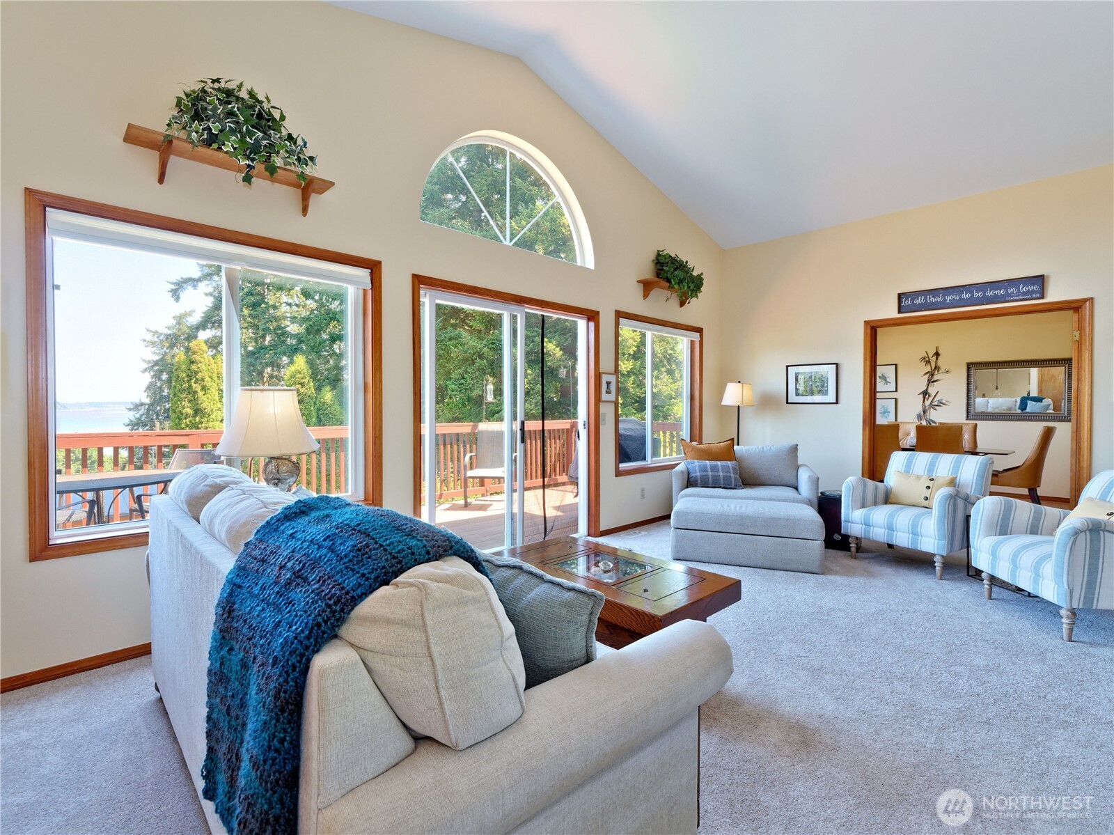 1273 Se Camano Drive Property Photo 7