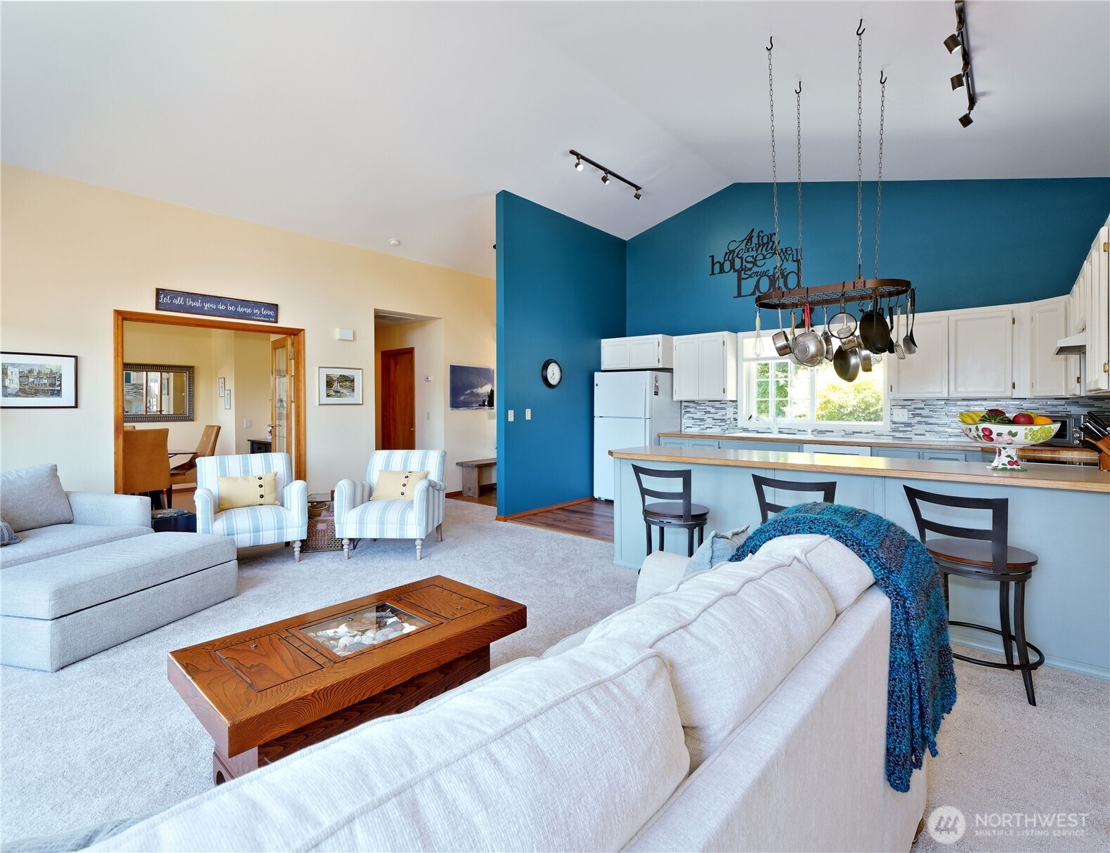 1273 Se Camano Drive Property Photo 8