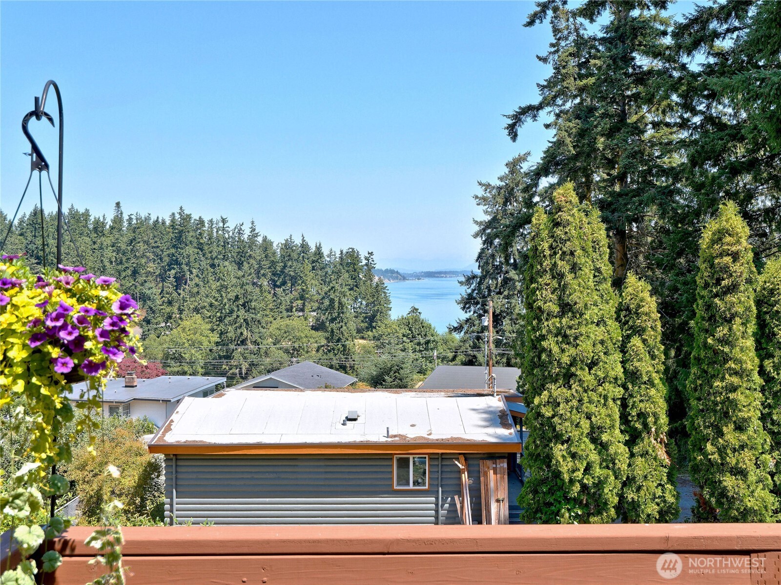 1273 Se Camano Drive Property Photo 13