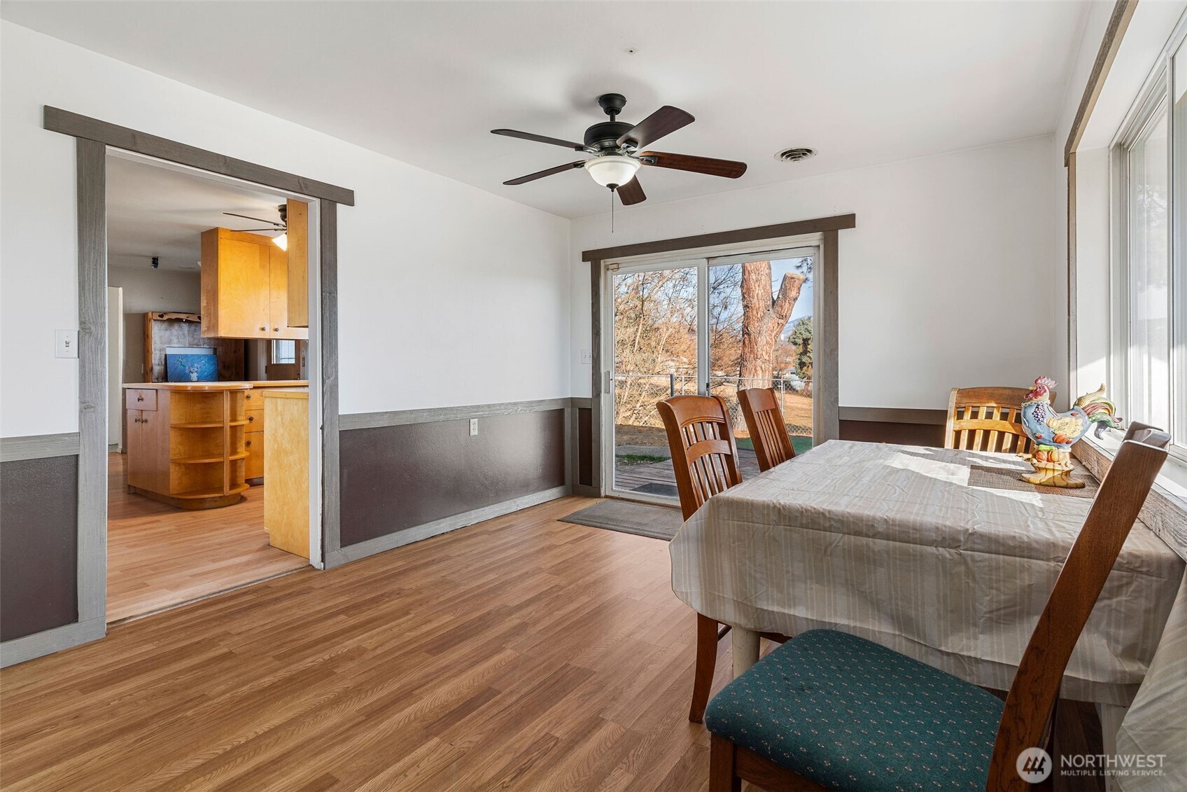 514 N Ash Street Property Photo 8