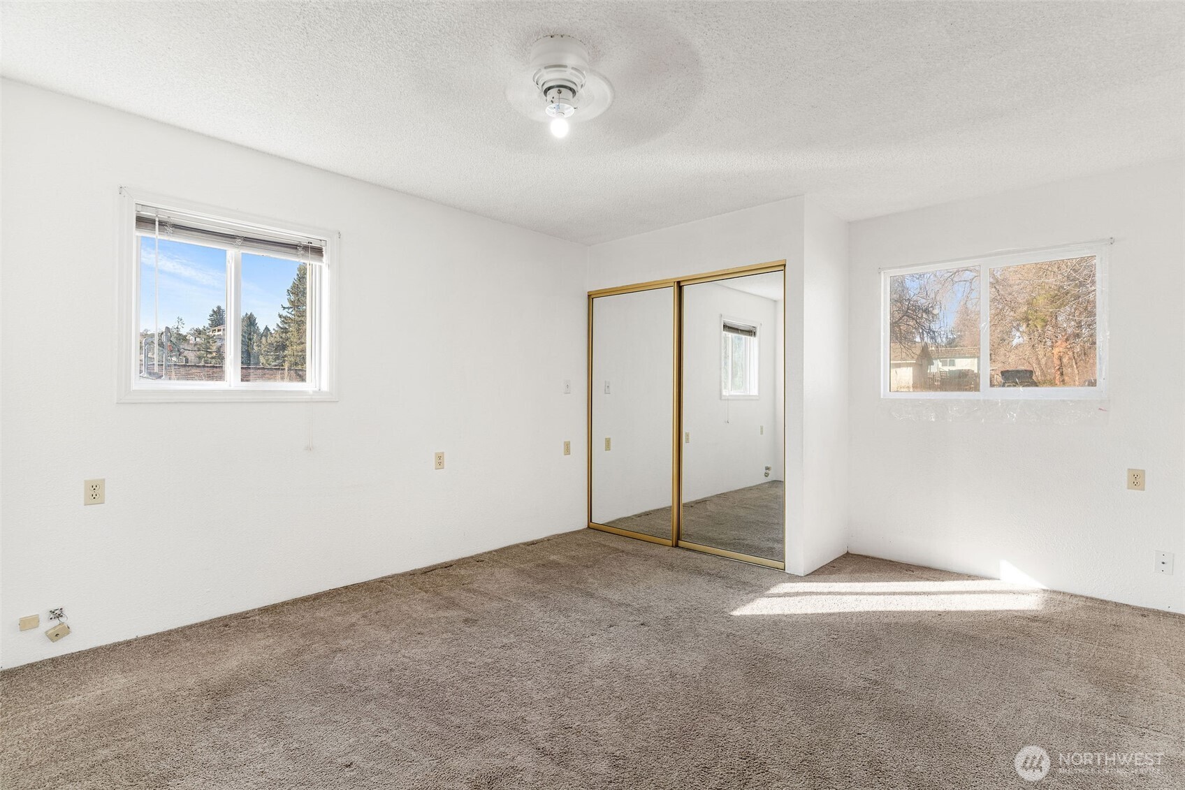 514 N Ash Street Property Photo 20