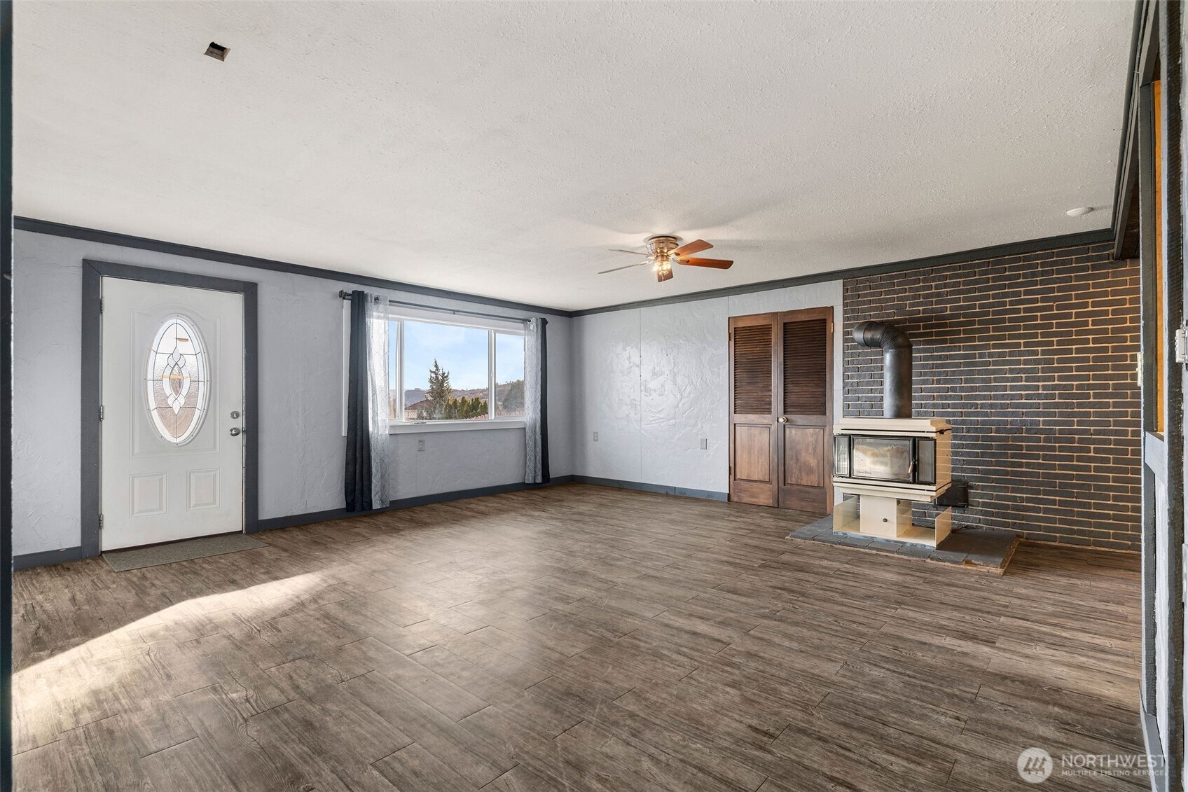 514 N Ash Street Property Photo 27