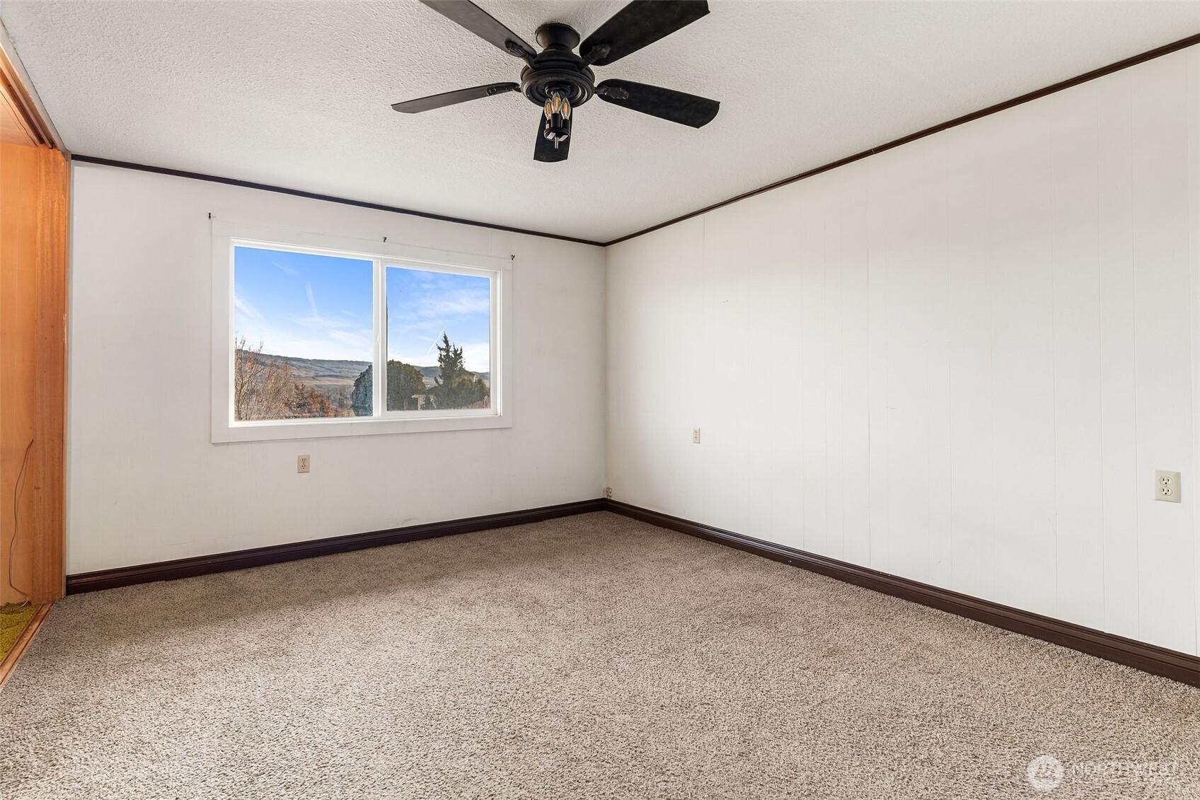 514 N Ash Street Property Photo 35