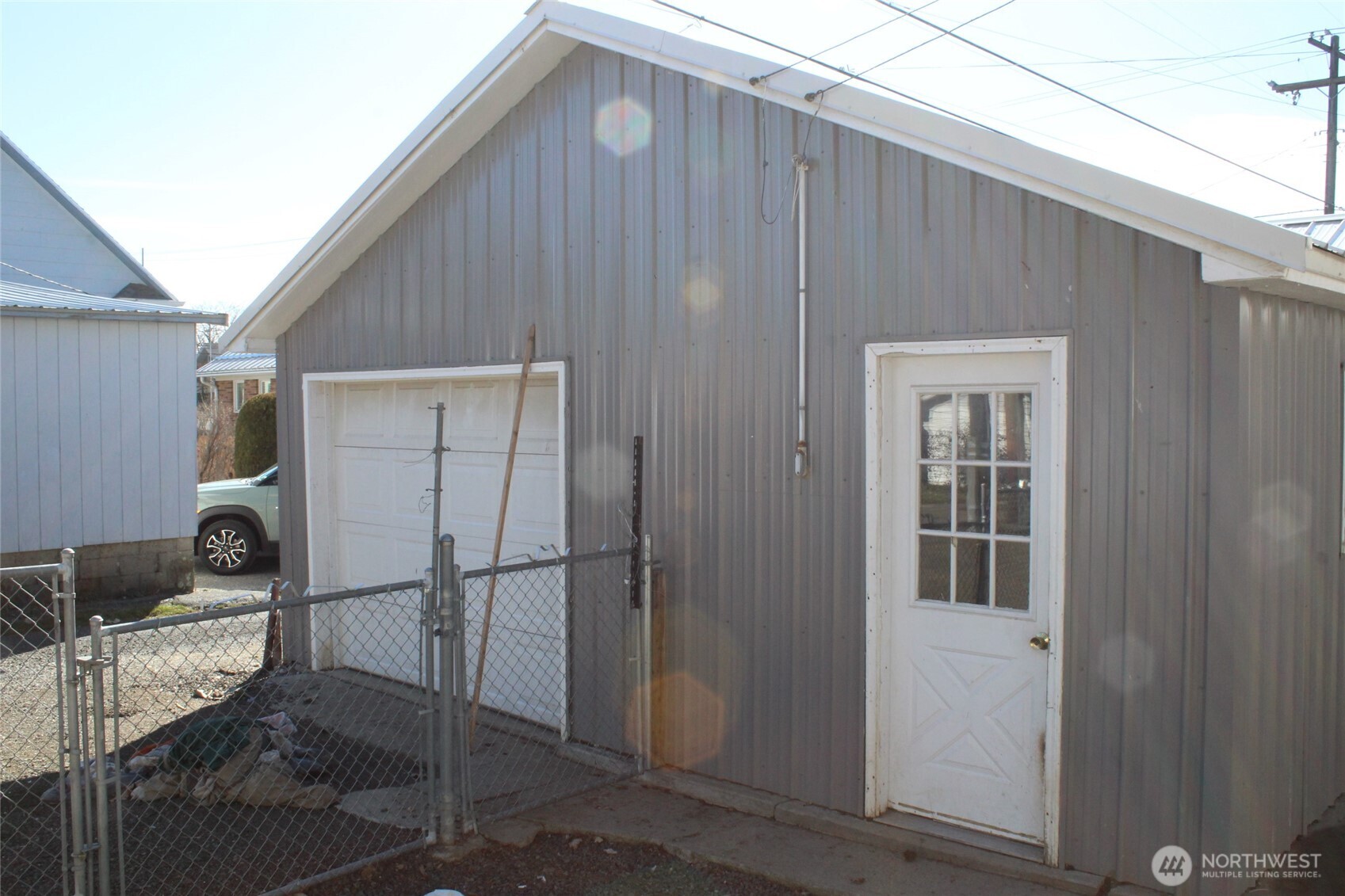 104 E 5th Avenue Property Photo 19