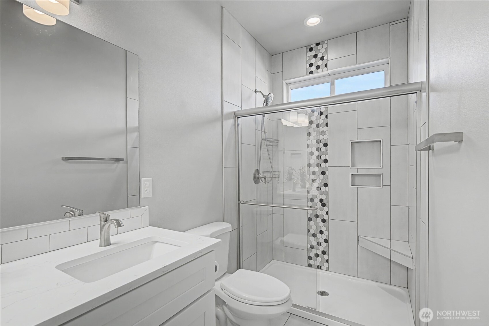 907 Ne 5th Avenue Property Photo 17