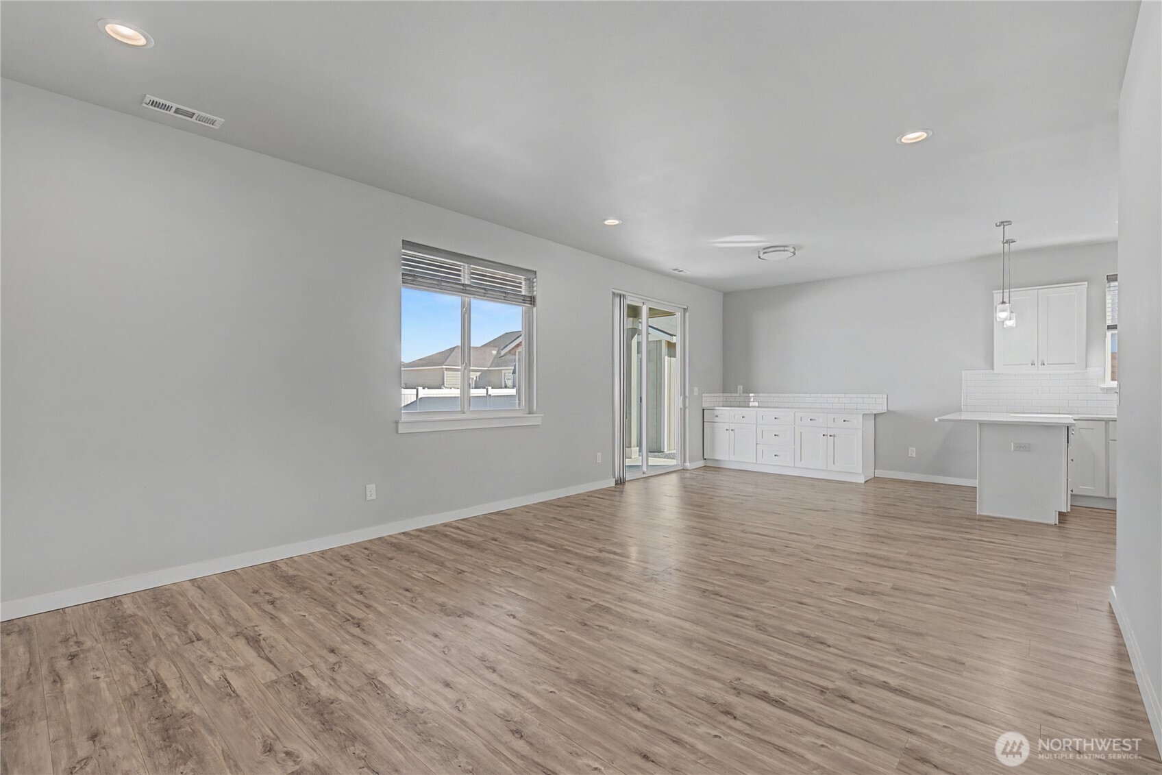 907 Ne 5th Avenue Property Photo 21