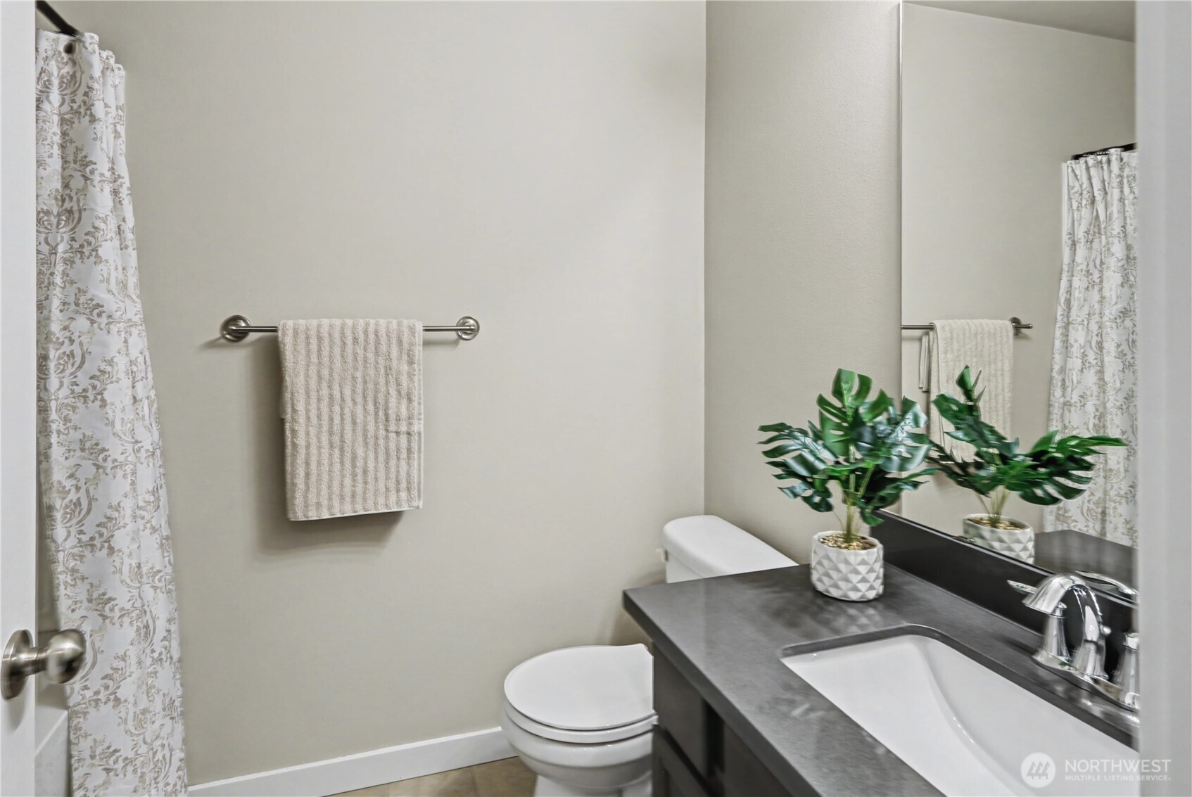 16611 48th Avenue A2 Property Photo 17
