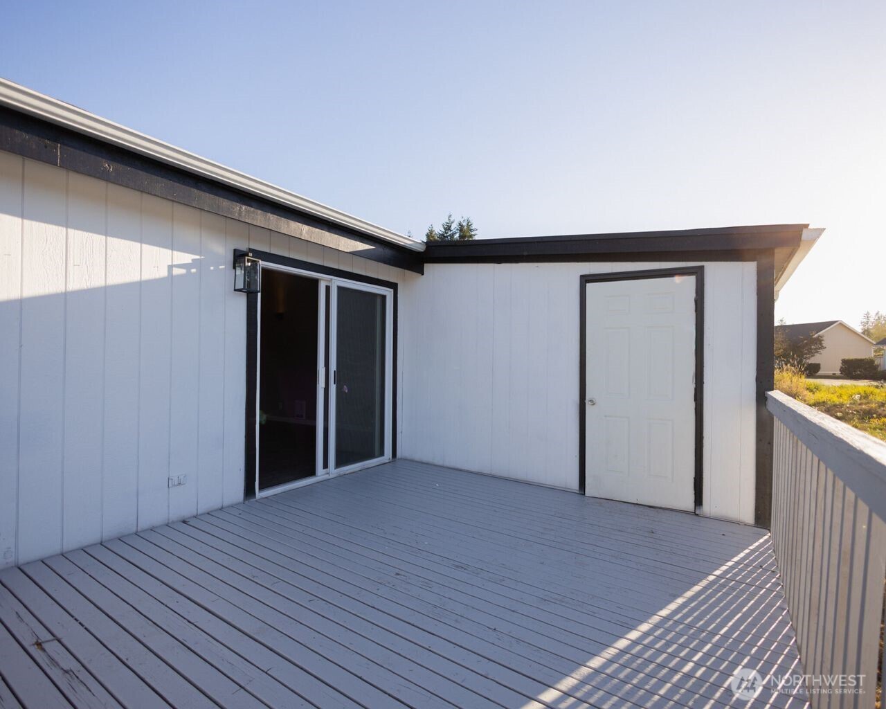 814 5th St Property Photo 17
