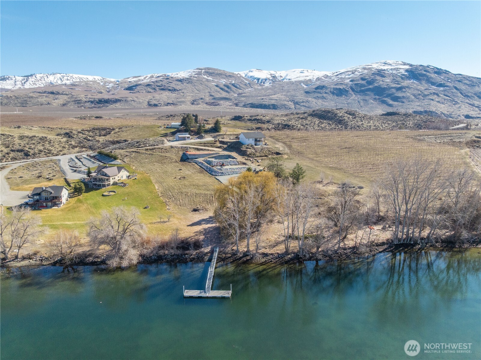 24 Elite Drive Property Photo 1